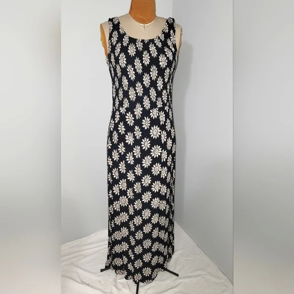 Tall Girl Dresses | Tall Girl Black and White Floral Sz S Tall | Color: Black/White | Size: S | Tbmoody's Closet
